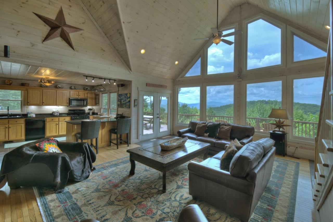 Champagne Chalet - Cuddleup Villa Morganton Buitenkant foto