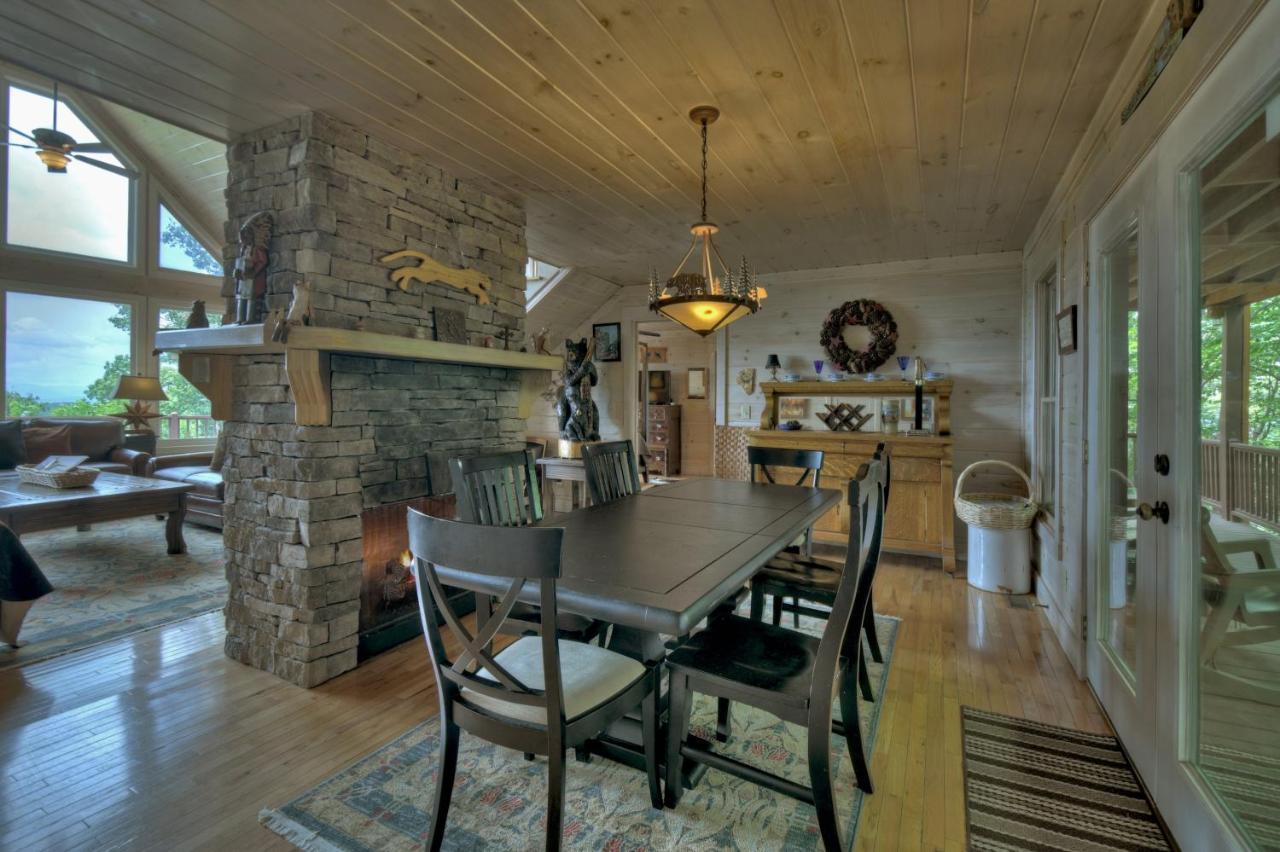 Champagne Chalet - Cuddleup Villa Morganton Buitenkant foto