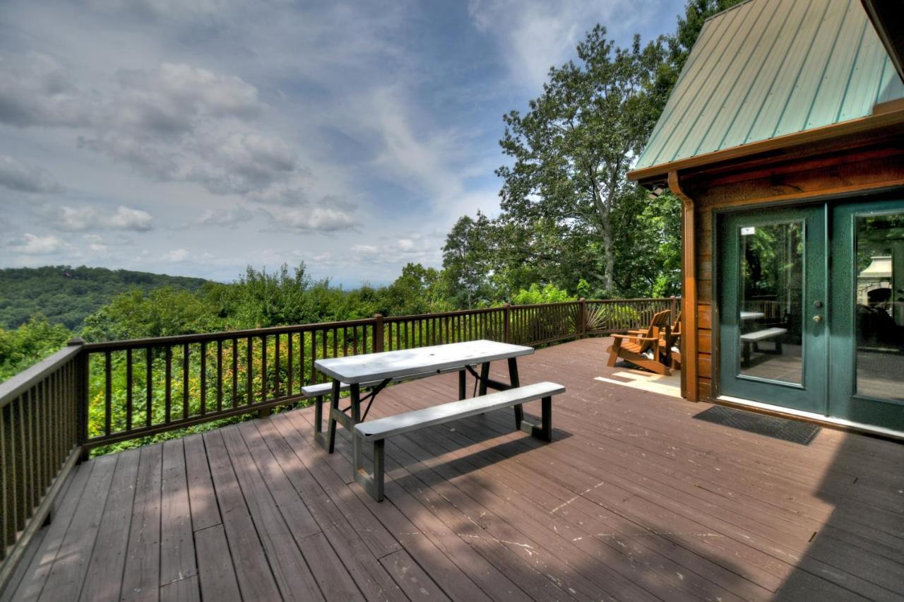 Champagne Chalet - Cuddleup Villa Morganton Buitenkant foto